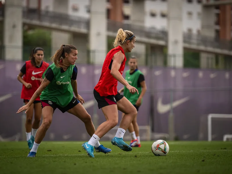 barca-feminin-sociedad