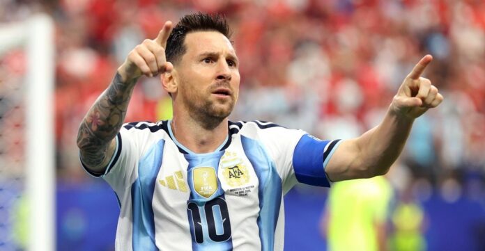 Lionel Messi célèbre un but avec l’Argentine pendant la Coupe du monde 2026.