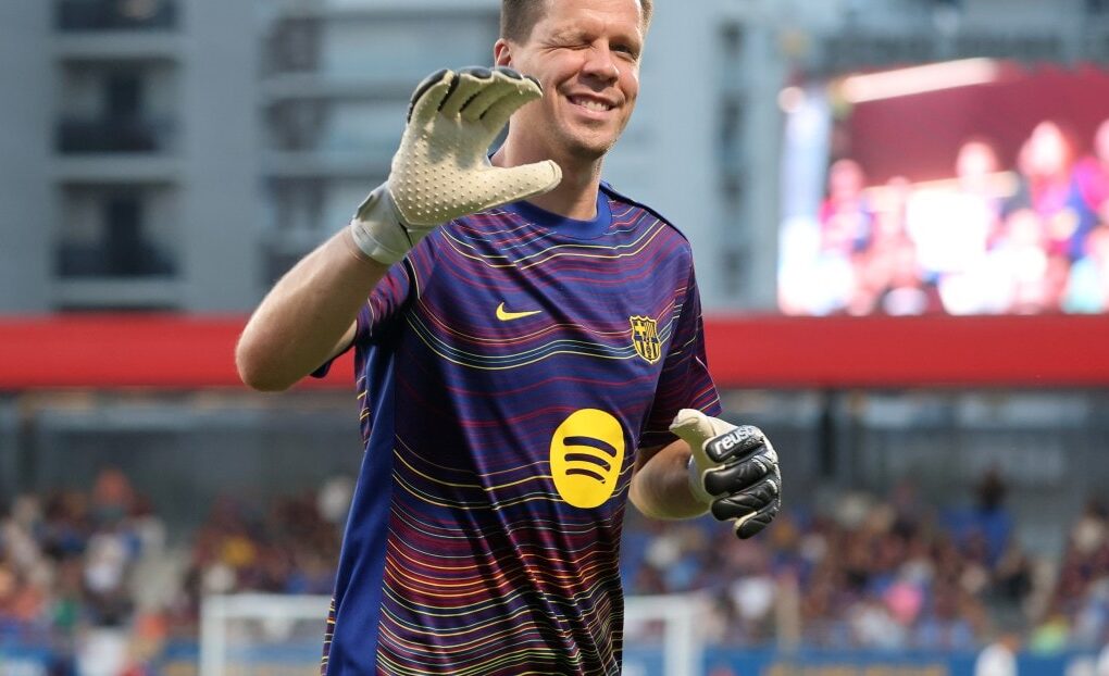 Wojciech Szczesny souriant pendant le stage d’entraînement du Barça en Angleterre.