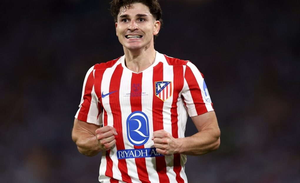 Julian Alvarez sous les couleurs de l’Atlético de Madrid pendant un match.