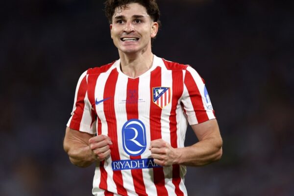 Julian Alvarez sous les couleurs de l’Atlético de Madrid pendant un match.
