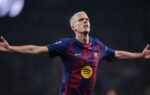 Dani Olmo en action sous le maillot du Barça pendant un match.