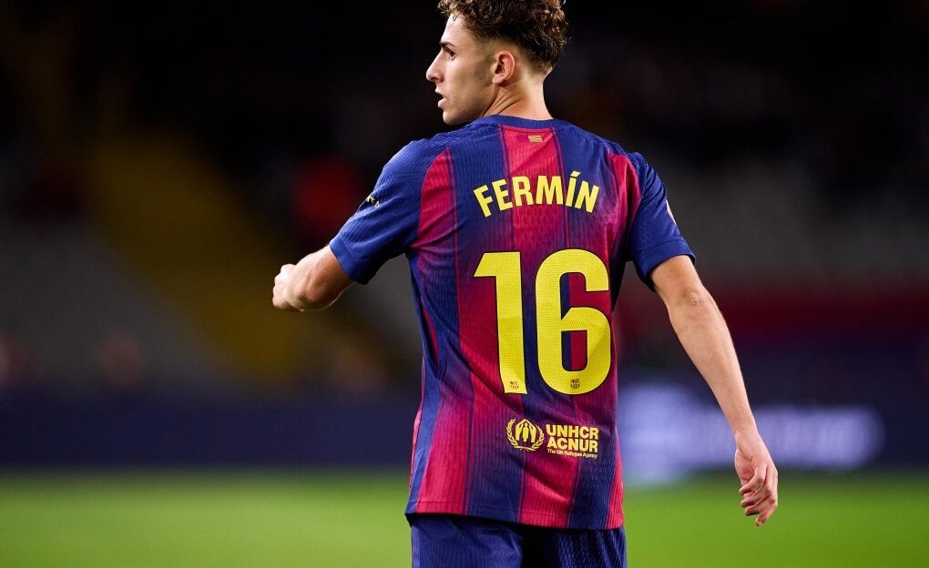 Fermín López sous le maillot du Barça avec son nouveau numéro 7.