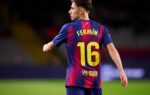 Fermín López sous le maillot du Barça avec son nouveau numéro 7.