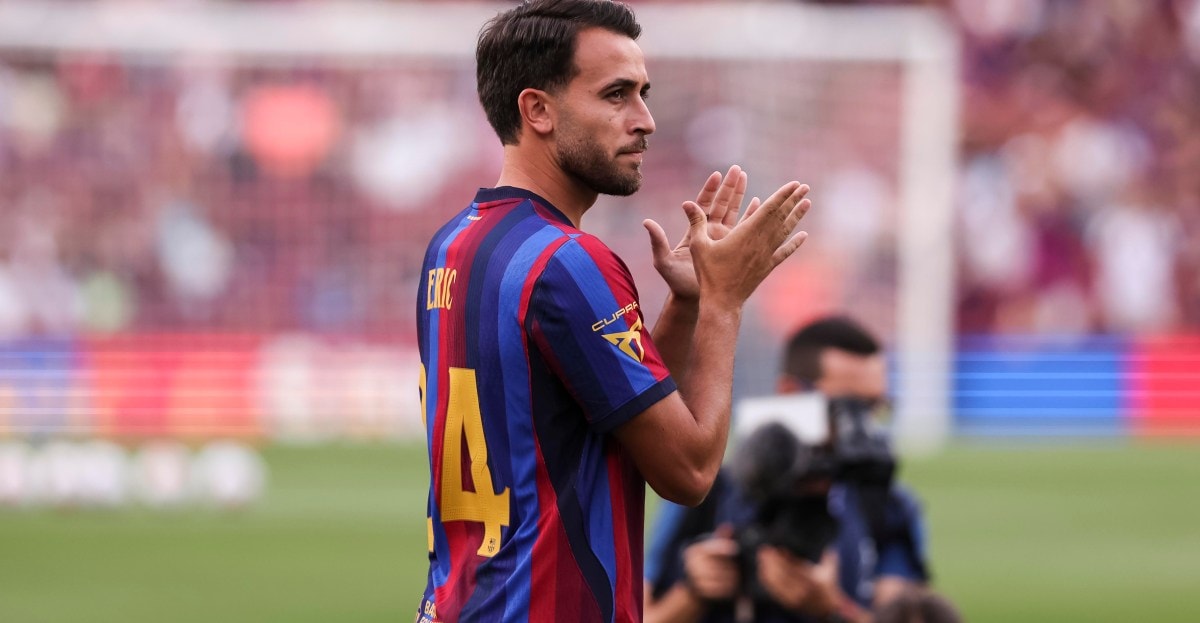 Eric García en action avec le Barça pendant la victoire face à Al Ahly au Trophée Gamper.