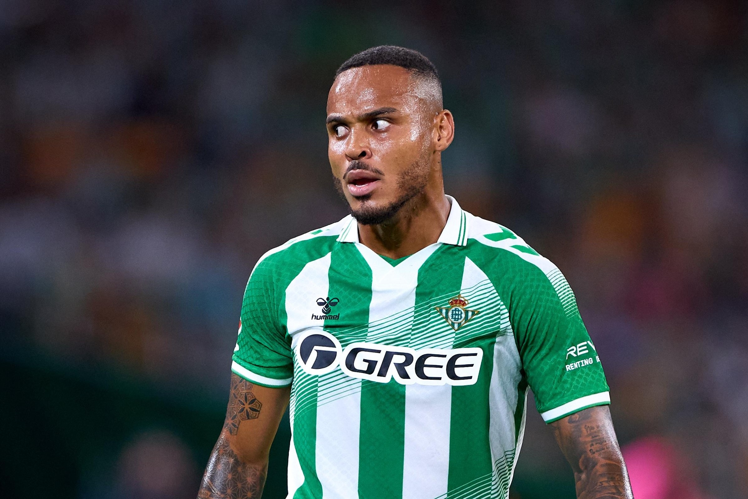 SEVILLE, SPAIN - AUGUST 21: Natan of Real Betis reacts during the LaLiga EA Sports 2026/27 match between Real Betis Balompie and Real Sociedad at Estadio La Cartuja on August 21, 2026 in Seville, Spain. (Photo by Fran Santiago/Getty Images)