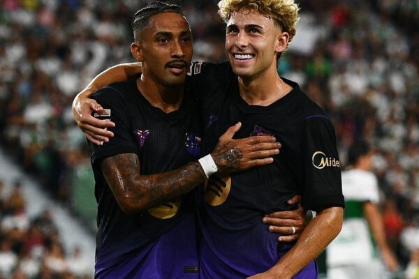 Raphinha avec le Barça face à Elche lors de la victoire 5-0.