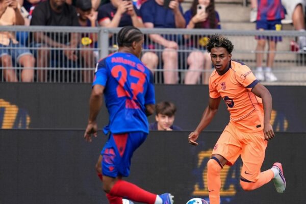 Les joueurs du Barça pendant le match amical remporté 5-2 contre le FC Bâle au St. Jakob-Park.