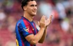 Álvaro Cortés avec le FC Barcelone pendant la préparation de l’équipe première.