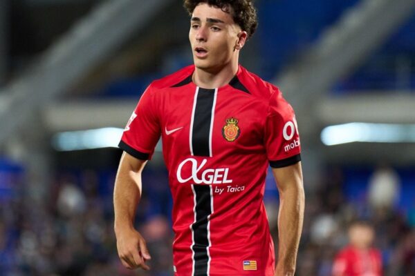 Jan Virgili en action avec Majorque avant son départ attendu vers le Club Bruges.