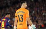 Joan Garcia et Wojciech Szczęsny concernés par la redistribution des numéros au FC Barcelone.
