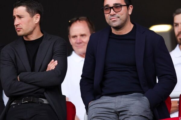 Deco pendant une prise de parole consacrée au mercato du Barça.