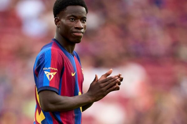 Ebrima Tunkara pendant la préparation de l’équipe première du Barça.
