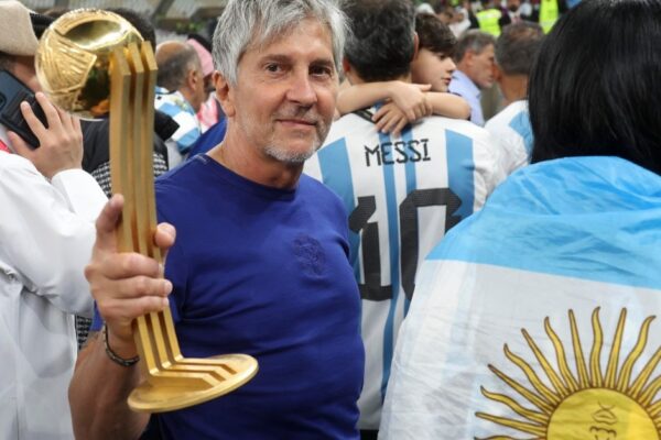 Lionel Messi aux côtés de son père Jorge.