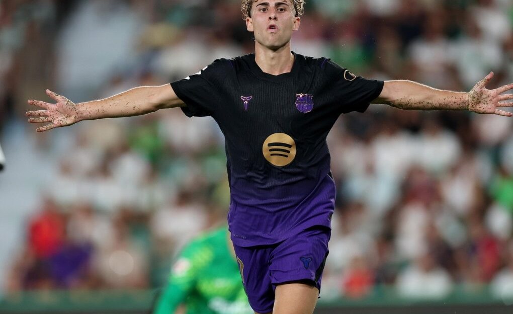 Fermín López célèbre son doublé avec le Barça contre Elche.