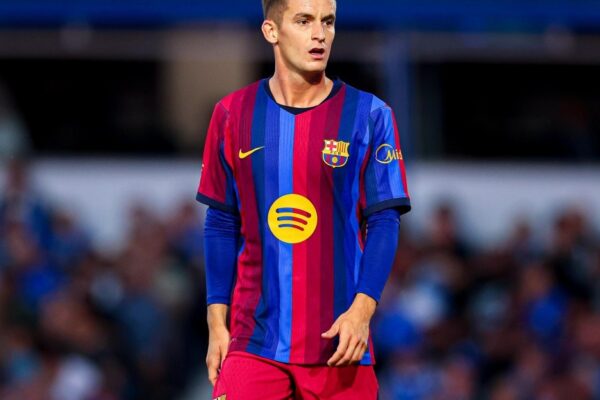 Hansi Flick lors d’une séance d’entraînement du FC Barcelone.