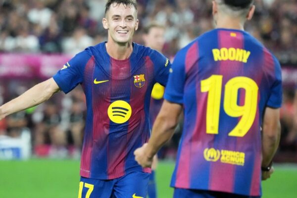 Marc Casadó et Roony Bardghji sous les couleurs du Barça.