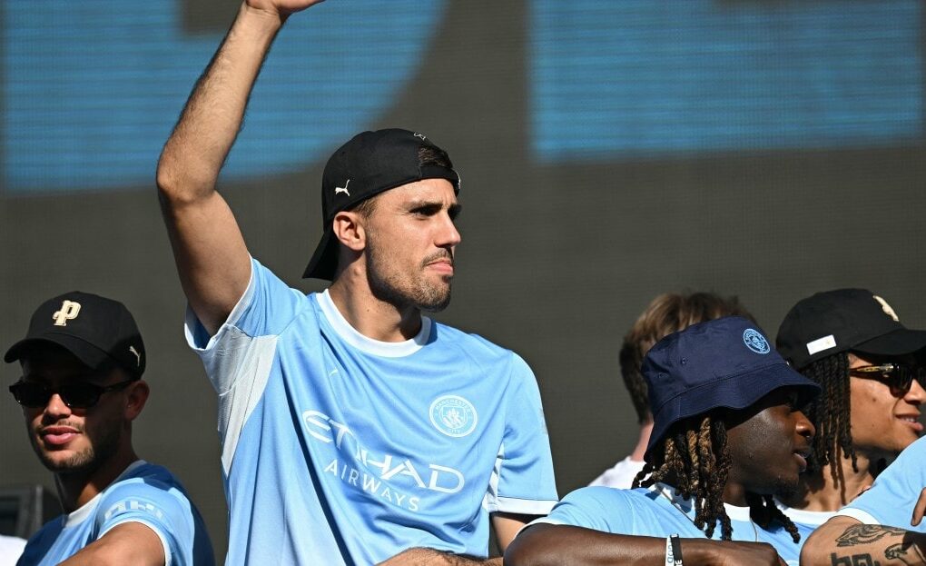 Rodri sous les couleurs de Manchester City avant un possible départ au Barça.
