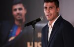 Rodri s’exprime lors de sa présentation comme nouveau joueur du FC Barcelone.