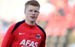Kees Smit porte le maillot de l’AZ Alkmaar lors d’un match.