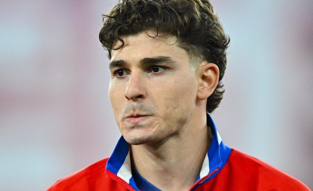 Julián Álvarez avec le maillot de l’Atlético de Madrid pendant un match.