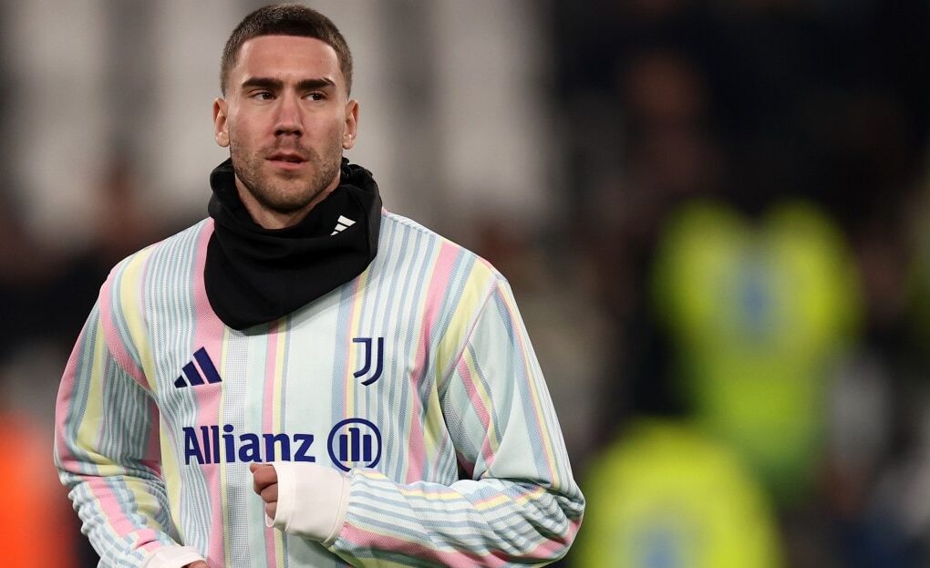 L’attaquant serbe Dušan Vlahović pendant un match.