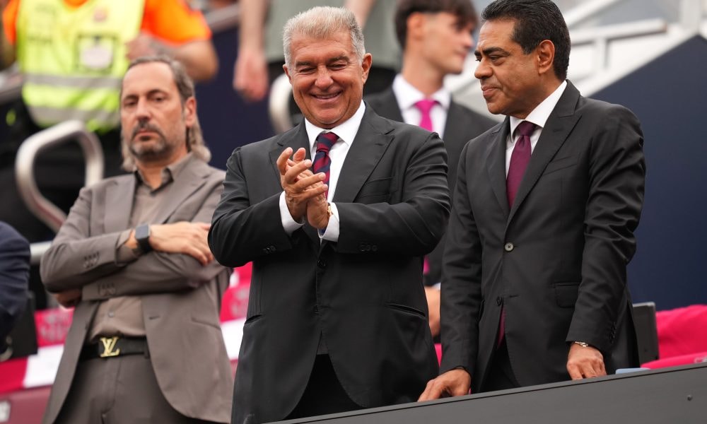 Joan Laporta prenant la parole au sujet de la candidature de Lamine Yamal au Ballon d’Or.
