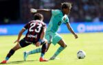 Lamine Yamal célèbre un but sous le maillot du FC Barcelone.