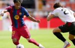 L’image de la VAR montrant le hors-jeu très serré de Lamine Yamal contre Valence.