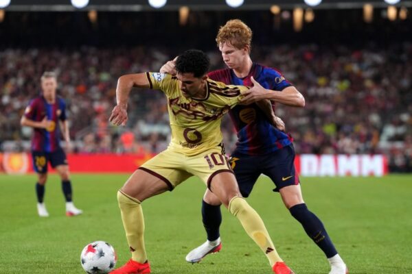 Jordi Pesquer sous le maillot du FC Barcelone pendant sa progression entre les différentes équipes du club.