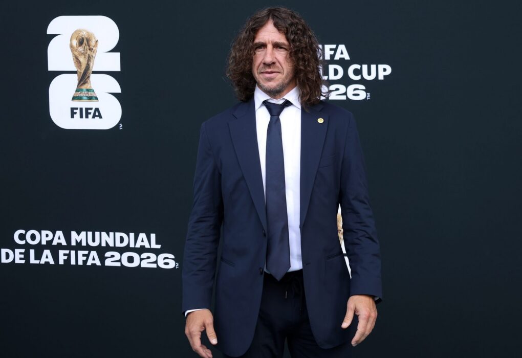 Carles Puyol s'exprimant sur le travail de Deco et l'effectif dirigé par Hansi Flick.
