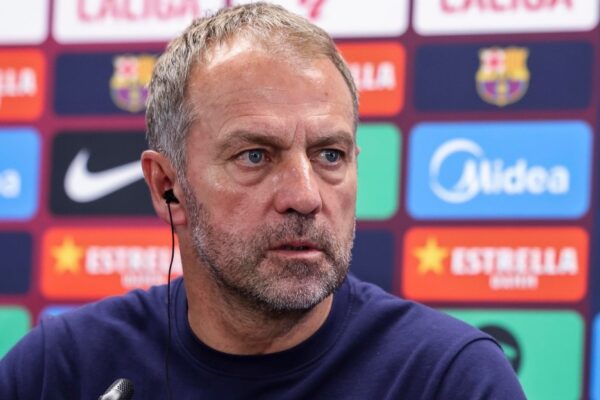 Hansi Flick s’exprime après la victoire du Barça contre Valence.