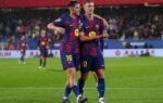 Fermín López et Dani Olmo sous le maillot du Barça pendant une rencontre.