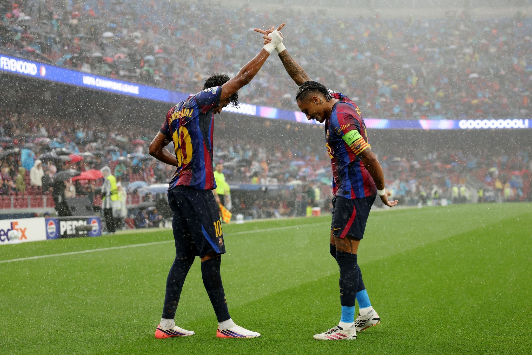 Lamine Yamal et Raphinha, joueurs du Barça