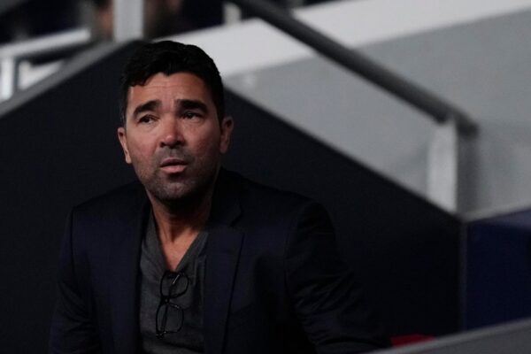 Portrait de Deco, directeur sportif du FC Barcelone.