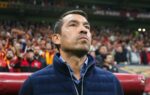 Lamine Yamal sous le maillot du Barça au Camp Nou.