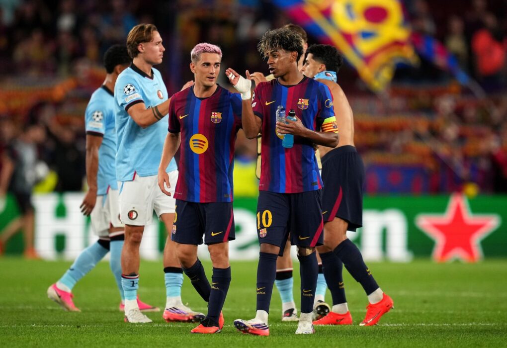 Gavi sous le maillot du FC Barcelone pendant une rencontre.