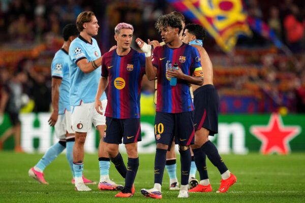 Gavi sous le maillot du FC Barcelone pendant une rencontre.