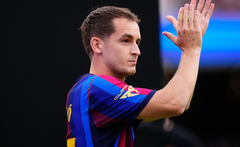 Marc Casadó sous les couleurs du FC Barcelone.
