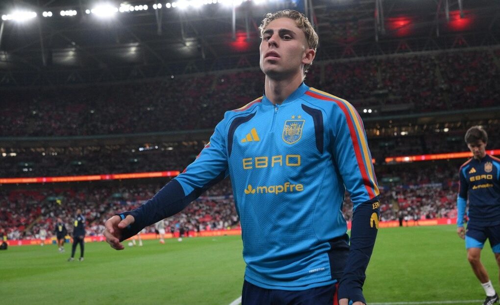 Fermín López sur le terrain avec le Barça.