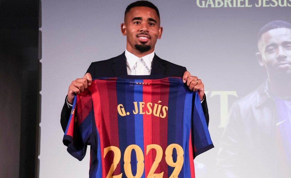 Gabriel Jesus lors de sa présentation comme nouvel attaquant du FC Barcelone.