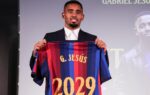 Gabriel Jesus lors de sa présentation comme nouvel attaquant du FC Barcelone.