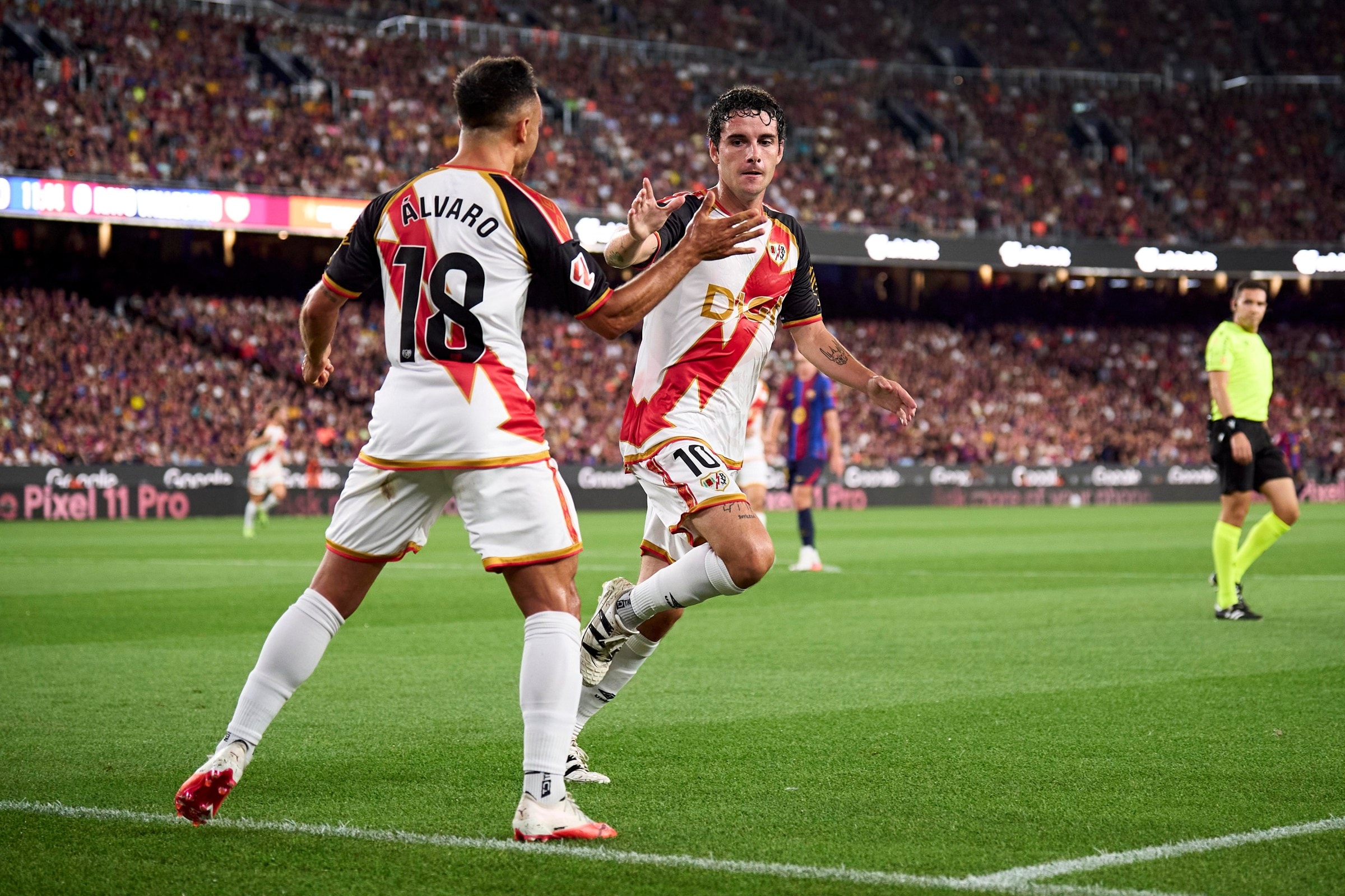 BARCELONA, SPAIN - AUGUST 31: Sergio Camello of Rayo Vallecano celebrates after scoring their side’s first goal with his teammate r1during the LaLiga EA Sports 2026/27 match between FC Barcelona and Rayo Vallecano de Madrid at Spotify Camp Nou on August 31, 2026 in Barcelona, Spain. (Photo by Pablo Rodriguez/Quality Sport Images/Getty Images)