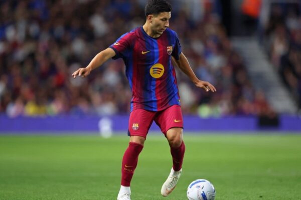 Roony Bardghji pendant sa rééducation à la Ciutat Esportiva Joan Gamper.
