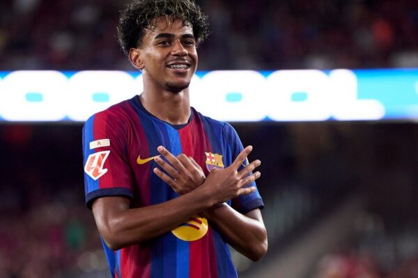 Joan García, Pau Cubarsí, Raphinha et Lamine Yamal sous les couleurs du Barça