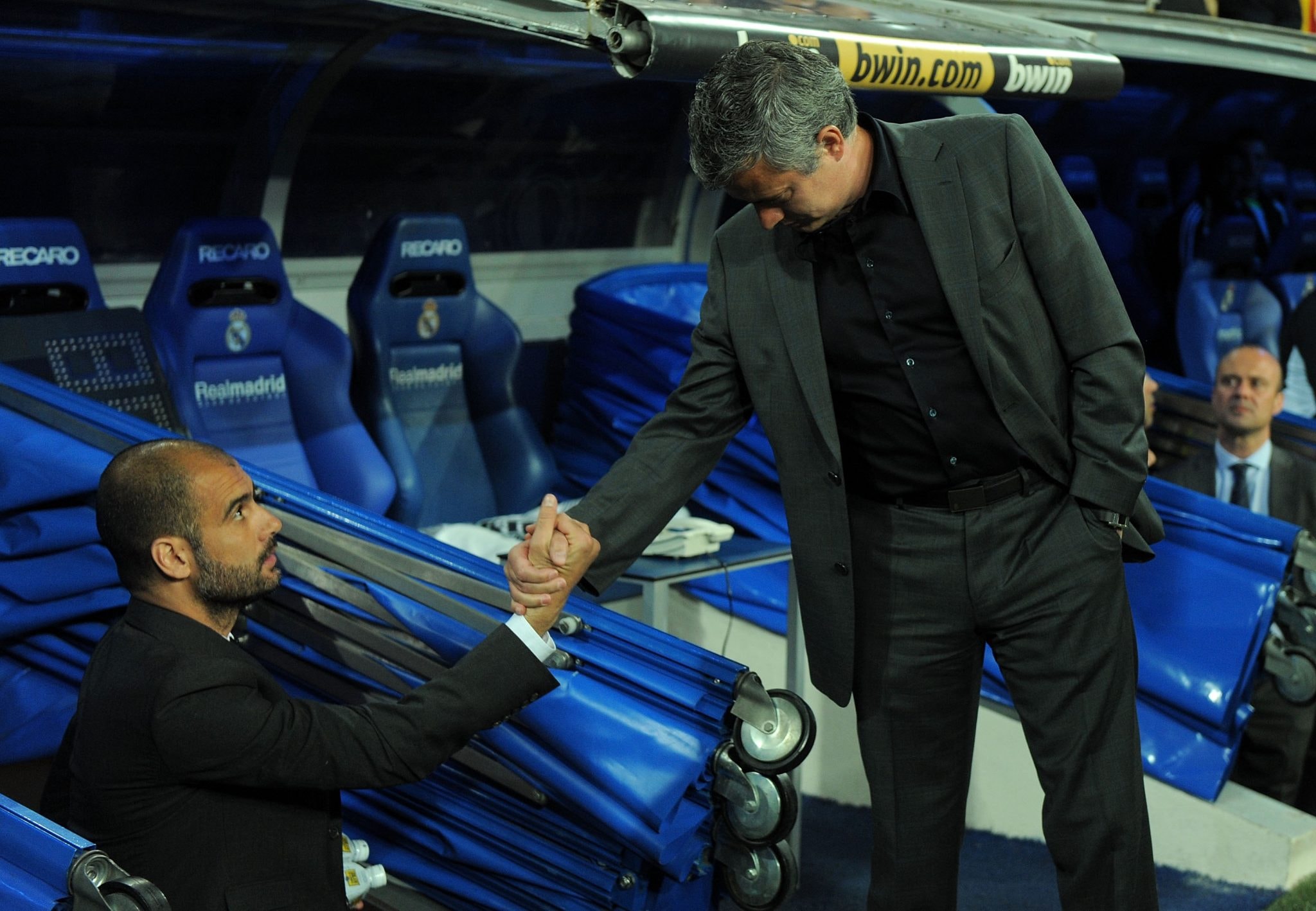 Pep Guardiola, entraîneur du Barça, et José Mourinho du Real Madrid