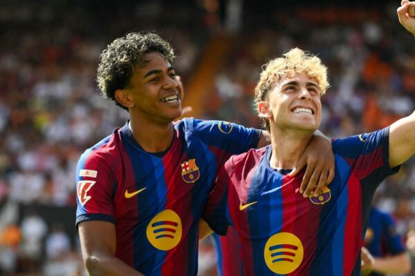 Lamine Yamal lors de la victoire du FC Barcelone sur la pelouse de Valence.