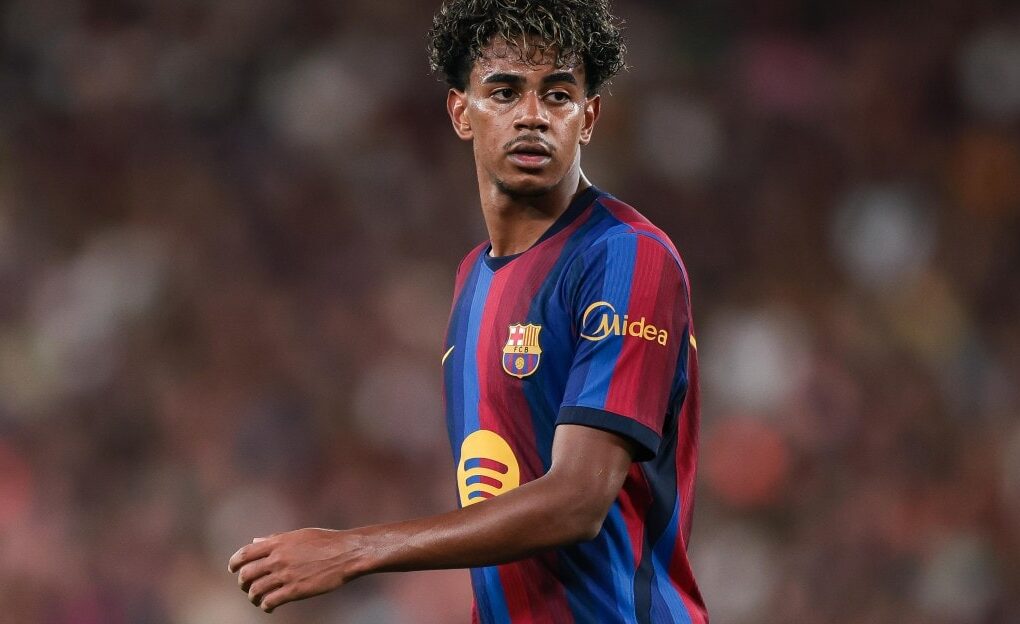 Hansi Flick en conférence de presse avant le déplacement du Barça à Valence.