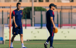 Sergio Busquets dans son rôle d’entraîneur adjoint du Barça Atlètic.