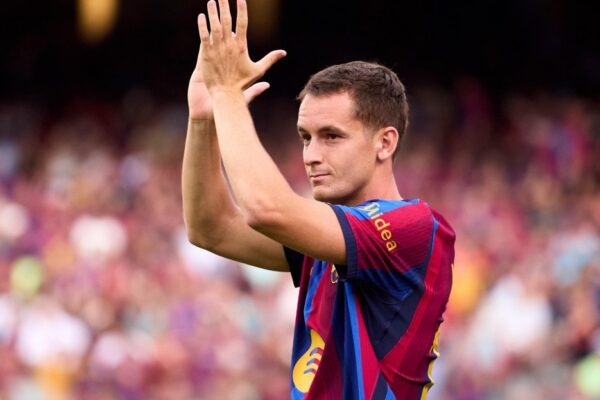 Marc Casadó sous les couleurs du FC Barcelone.
